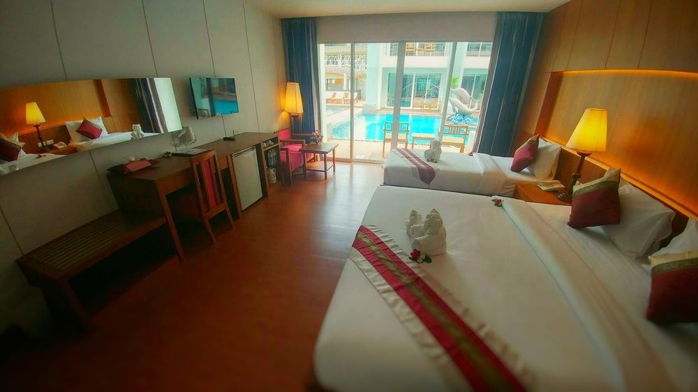Phi Phi Harbour View Hotel-Sha Extra Plus Экстерьер фото