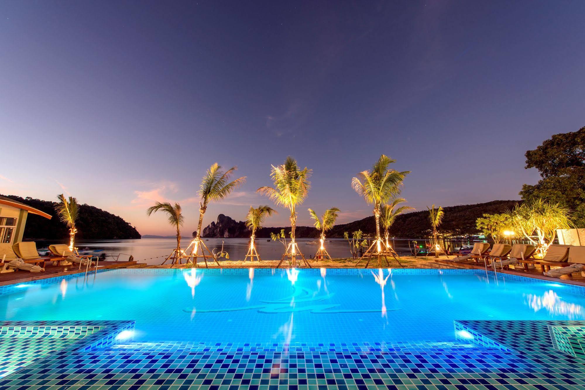 Phi Phi Harbour View Hotel-Sha Extra Plus Экстерьер фото
