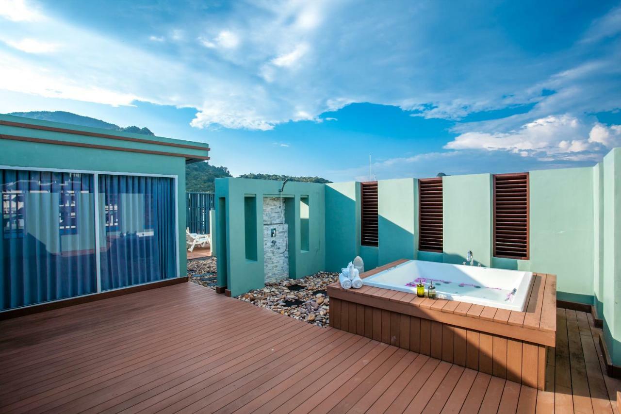Phi Phi Harbour View Hotel-Sha Extra Plus Экстерьер фото